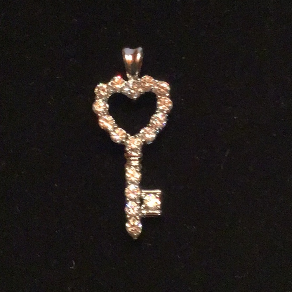 New Fashion Key Pendant, w sparkling clear CZS, rhodium plated